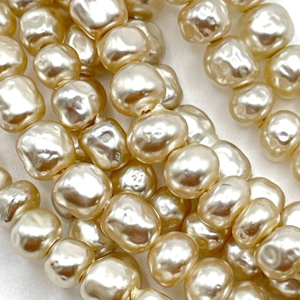 Vintage Freshwater Pearl Torsade Necklace Textured Decorative Gold Tone Clasp - Picture 3 of 14